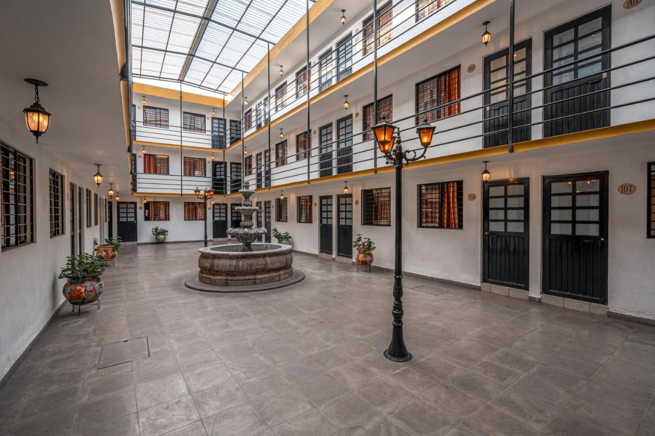 Cinco De Mayo Hotel Queretaro Luaran gambar