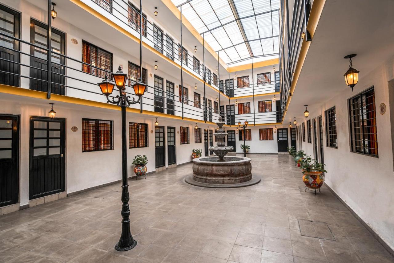 Cinco De Mayo Hotel Queretaro Luaran gambar