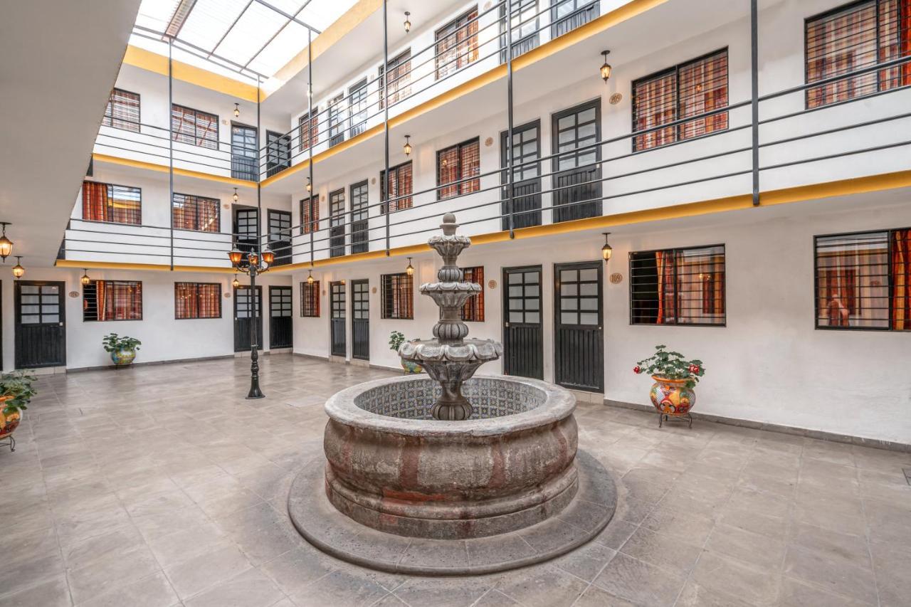 Cinco De Mayo Hotel Queretaro Luaran gambar